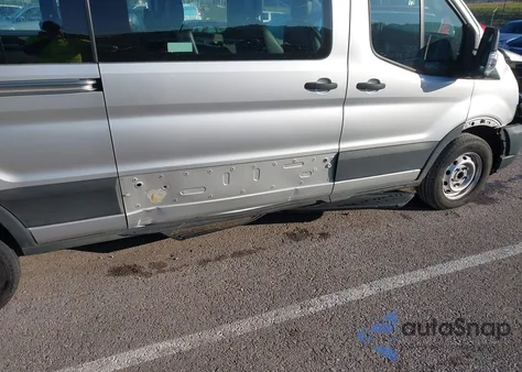 2023 Ford Transit-350 Passenger Van Xl z USA, uszkodzony, nr VIN 1FBAX2Y81PKC03620